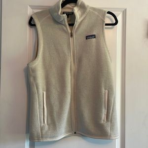 tan patagonia vest size medium